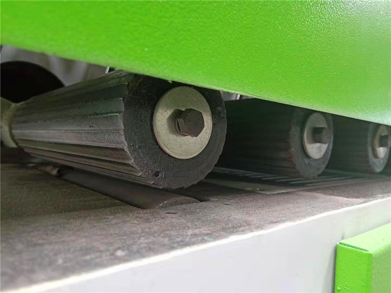 单轴方木多片锯